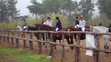 Воспитанник конного клуба из Никополя занял два призовых места на соревнованиях в Запорожье