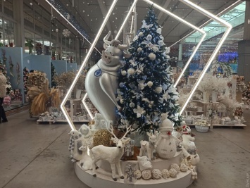 Праздник по расписанию: в одесских магазинах и супермаркетах «запахло» Новым годом