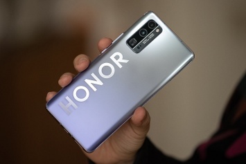 Слухи: Huawei продала бренд Honor