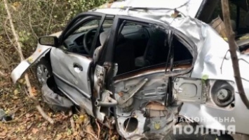 В Одесской области пьяный водитель с супругой сбежали с места ДТП, оставив в авто погибшего пассажира (фото, видео)