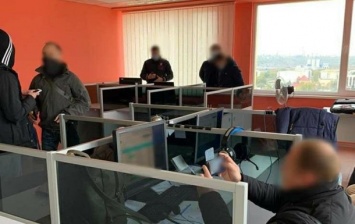 В Одессе ликвидировали мошеннический колл-центр