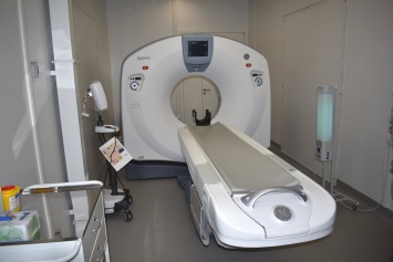В Евпатории установили медицинский модуль с компьютерным томографом