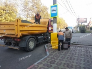 В Мелитополе по городу расставили атрибут приближающейся зимы (фото)