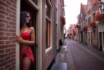 Заработок на проституции и экологичные гробы - чем еще Нидерланды жительницу Мелитополя удивили
