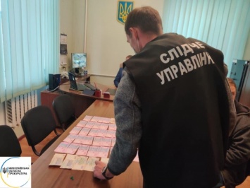 В кабинете начальника отдела полиции в Николаевской области пытались дать взятку