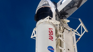 SpaceX успешно запустила капсулу Crew Dragon с четырьмя астронавтами к МКС