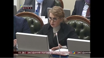 Волосы Юлии. Как менялась прическа Тимошенко с 90-х по наше время