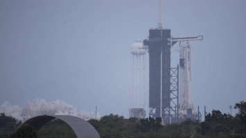 SpaceX и НАСА успешно стартовали проект Crew-1