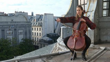 Видеофакт: "Кадиш" Равеля над крышами Парижа