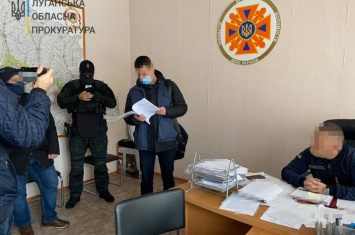 Служебная халатность во время пожаров на Луганщине: в ГСЧС проведены обыски