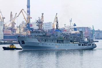 Судно размагничивания "Балта" вернулось в военно-морскую базу "Юг" после ремонта