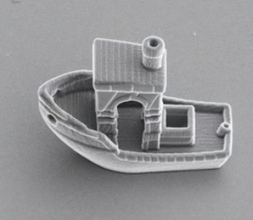 Напечатанный на 3D-принтере микро-кораблик поможет ученым исследовать движение бактерий
