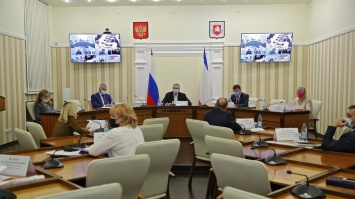 Республике Крым будет выделено 10,5 млрд рублей для ремонта дорог в муниципалитетах, - Аксенов