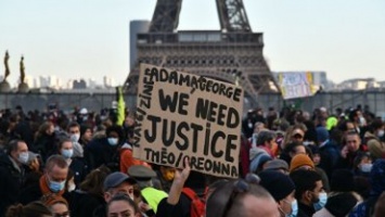 Франция протестует против законопроекта "О глобальной безопасности"