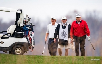Трамп играл в гольф во время конференции G20 - СМИ