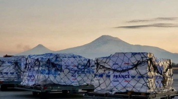 Франция официально начала программу помощи пострадавшим армянам