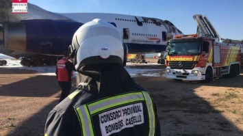 В Испании загорелся пассажирский самолет (видео)