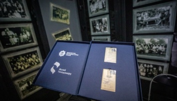 Музея Голодомора передали рассекреченные архивные документы