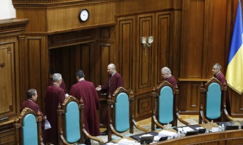 Западное СМИ написало про недопустимость вмешательства украинских политиков в работу судебной системы