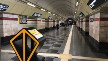 Антивандальные турникеты и шире двери: в Киеве переоборудовали станцию метро «Сырец»