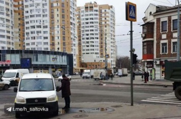 Жутчайшее ДТП в Харькове: грузовик размазал по асфальту 60-летнюю женщину. ВИДЕО