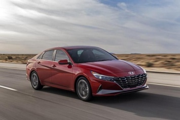 «Заряженный» Hyundai Elantra N нового поколения заметили на тестах (ВИДЕО)