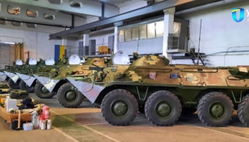 Николаевский бронетанковый передал армии обновленные БТР-80