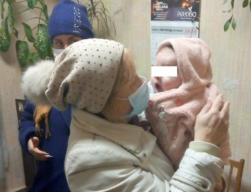 Чтобы мать-наркоманка не загубила младенца, соцработникам пришлось искать ее по злачным местам Вознесенска