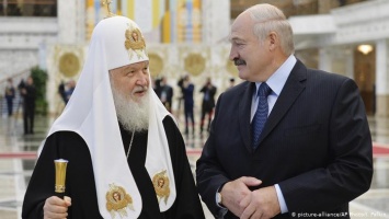 Комментарий: Церковь при Лукашенко - урок патриарху Кириллу и Путину