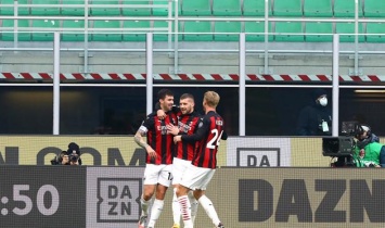 Милан забил в 29 матчах Серии А кряду, повторив клубный рекорд