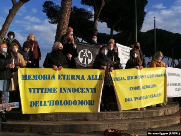 Украинцы в Риме призвали парламент Италии признать Голодомор геноцидом (ФОТО)