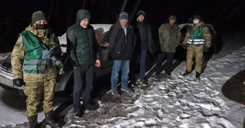Россиянин перевозил к украинско-польской границе группу нелегалов из Азии