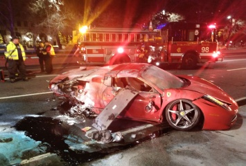22-летний водитель разбил арендованный Ferrari за 300 тысяч долларов