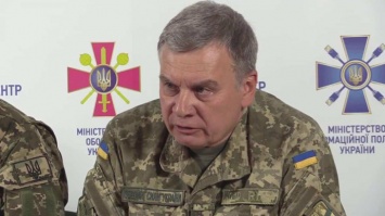Депутаты требуют уволить, кроме Степанова, еще и министра обороны Тарана