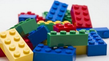 Первоклашки Днепропетрощины будут учиться с помощью конструктора "Lego"