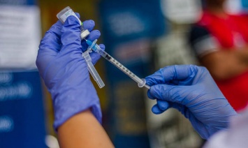 Акции Moderna резко пошли вверх после новостей о вакцине