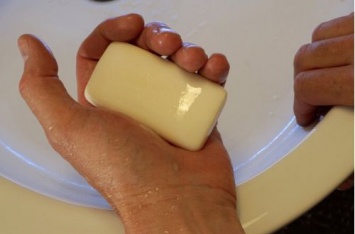 Способны ли бактерии выжить на куске мыла