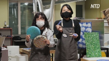Южнокорейские девушки спасают Сеул от пластиковых отходов (видео)