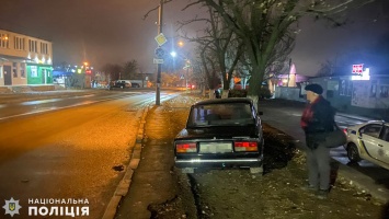 В Николаеве на пешеходном переходе сбили девушку
