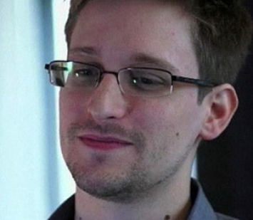 Сноуден в ближайшее время подаст заявление на гражданство РФ