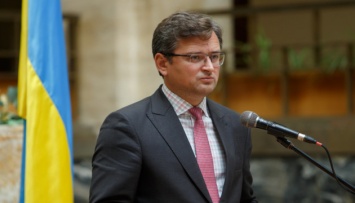Кулеба назвал спекуляцией утверждения о «запугивании» венгров на Закарпатье