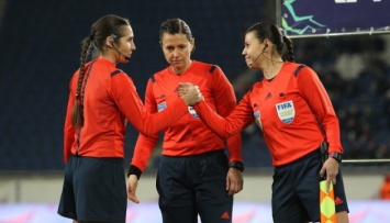 Украинская женская бригада арбитров рассудит матч Лиги Европы в Генте