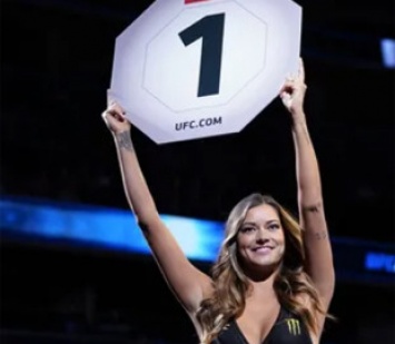 В UFC показали своих ринг-герлз и вызвали смех в комментариях