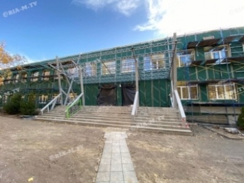 В самой большой школе Мелитополя устанавливают современную вентиляционную систему (фото)