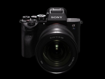Sony привезла в Россию полнокадровую беззеркальную камеру Alpha 7S III