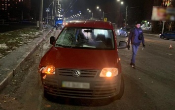 В Черкассах водитель сбил пенсионерку с внуком