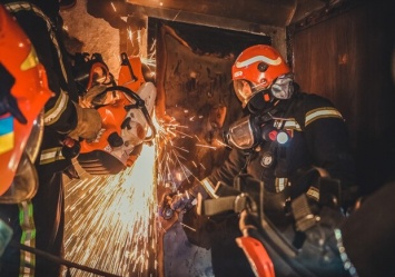 Подробности пожара на Отрадном: пострадавшие, эвакуация и состояние квартиры