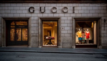 Gucci пожертвует $500 тысяч на вакцины от коронавируса