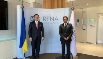 Кулеба обсудил с гендиректором IRENA сотрудничество в сфере возобновляемой энергетики