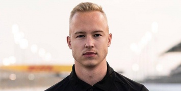 Команда "Формулы-1" осудила россиянина Никиту Мазепина "исполнилнившего Дзюбу"
